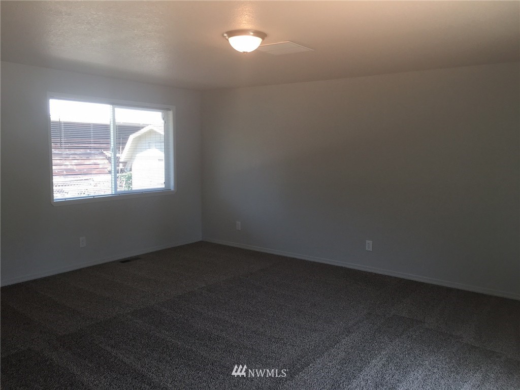 166 Kerr Road Onalaska, WA 98570 - Photo 8 of 25 Gallery Image 8