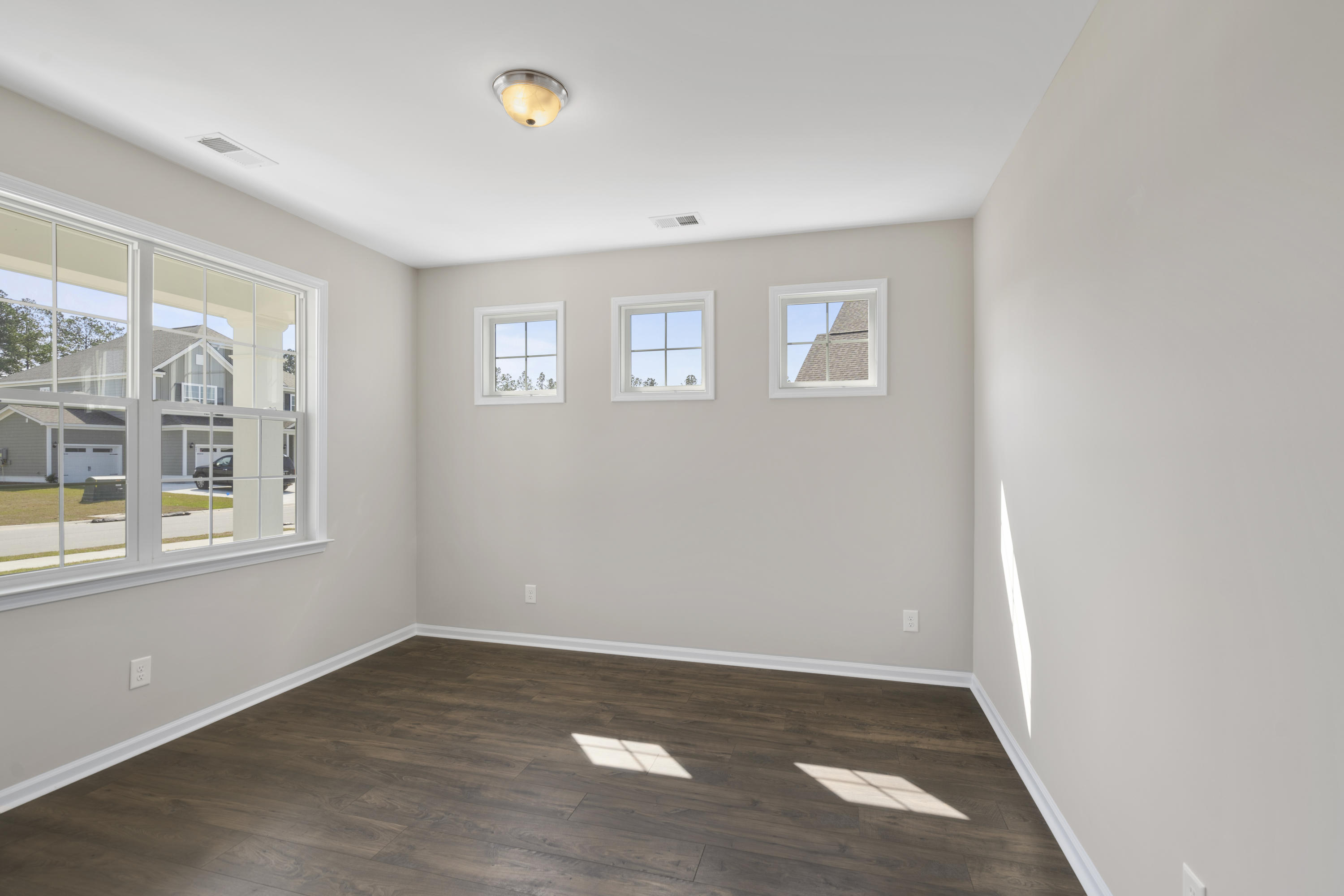 127 Riley Farms Court Summerville, SC 29486 - Photo 3 of 20 SDH03865