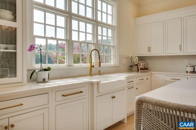 a living room with furniture or fireplace and a flat screen tv