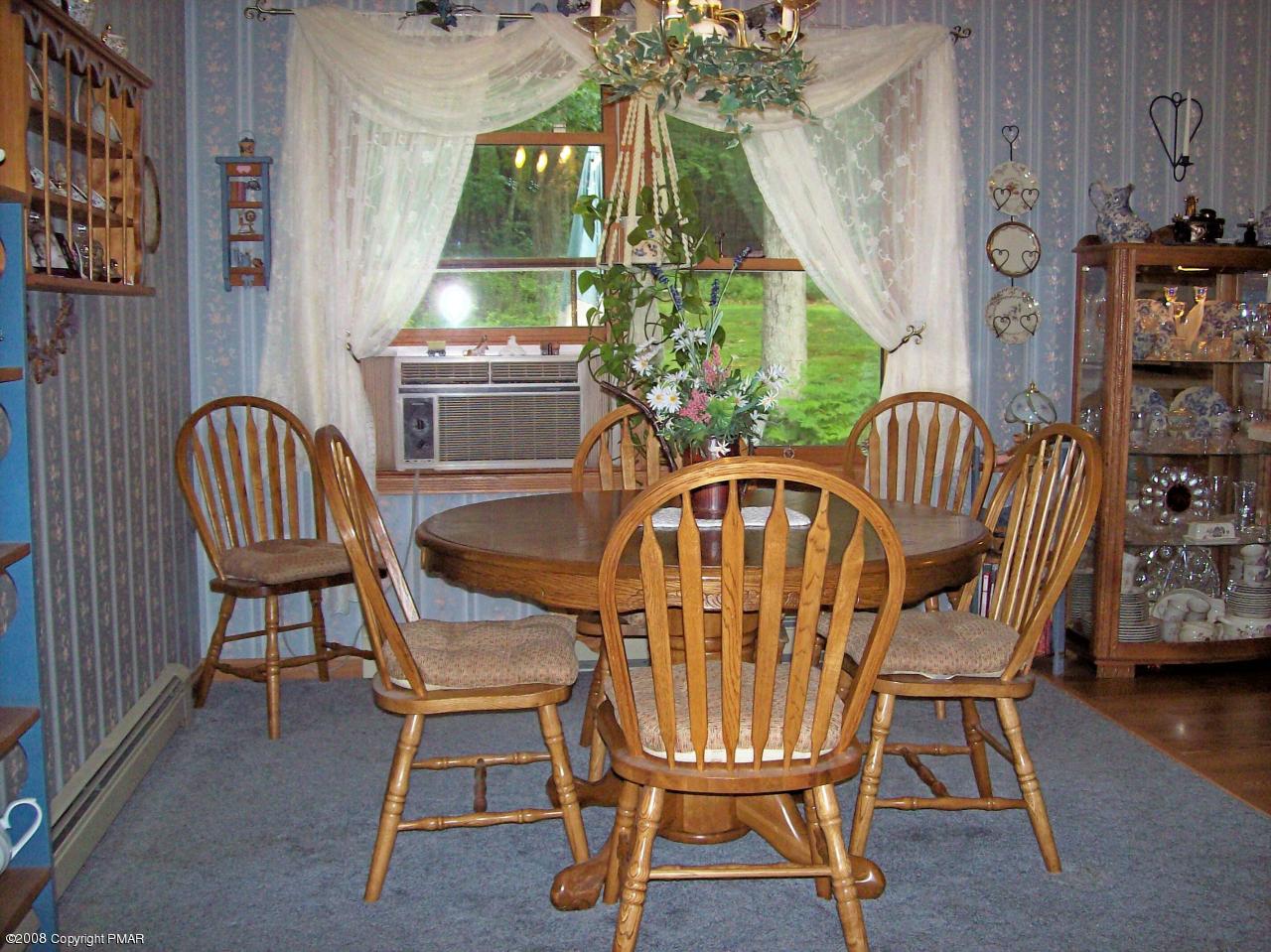 Rr8 Frailey Road Bartonsville, PA 18321 - Photo 5 of 12 Dining Room