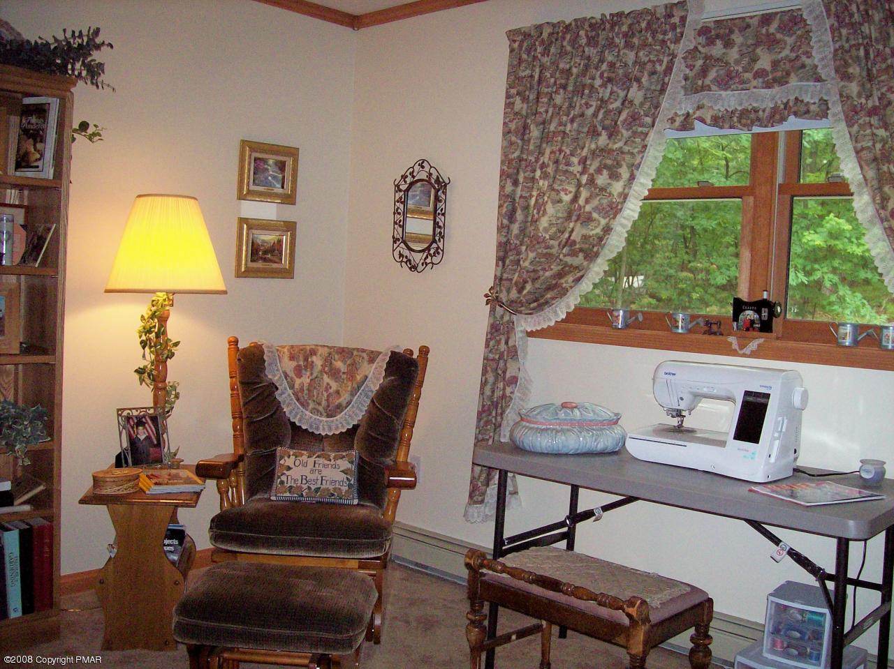 Rr8 Frailey Road Bartonsville, PA 18321 - Photo 8 of 12 Sewing Room