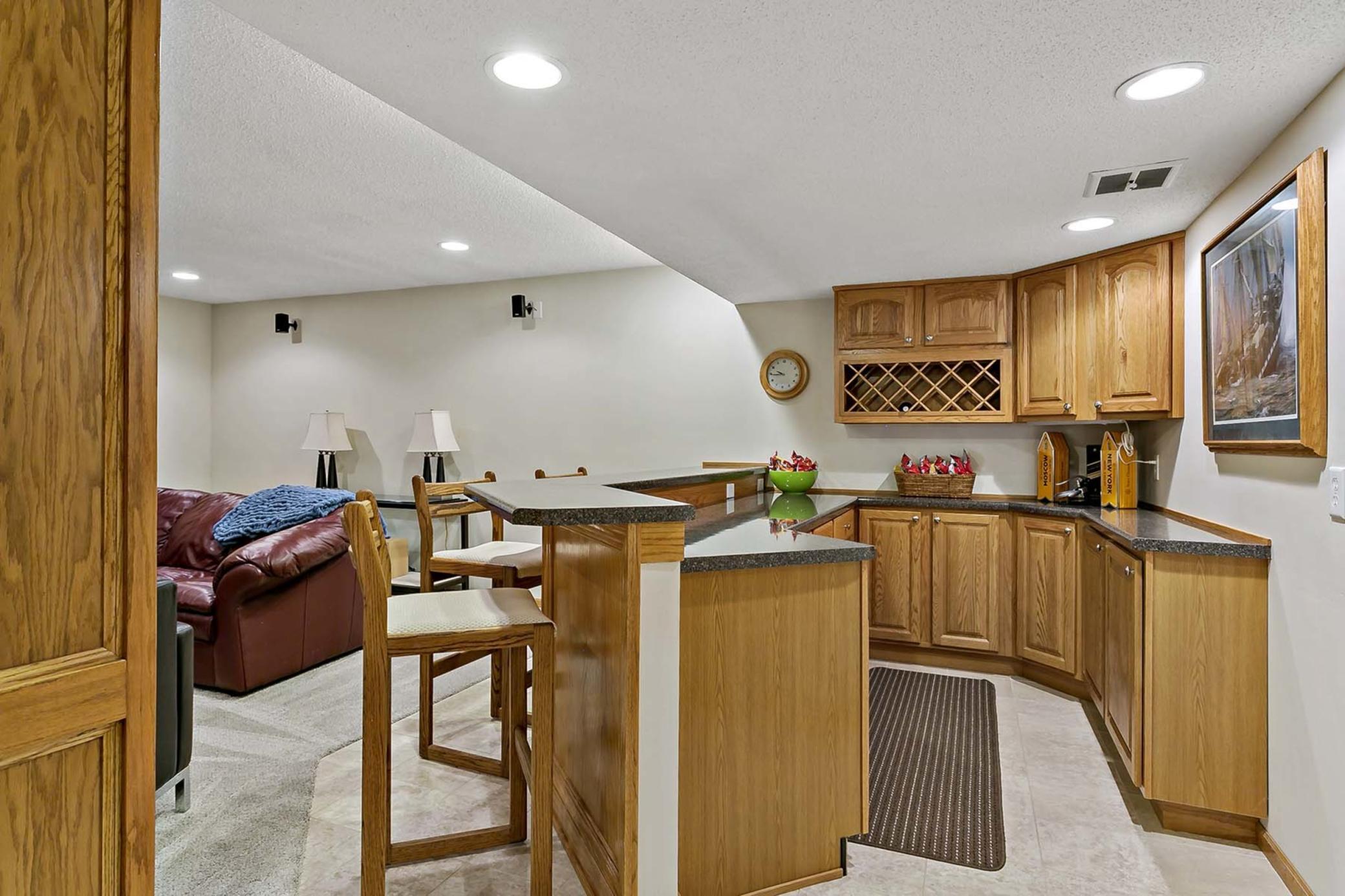 2206 Storland Road Eagan, MN 55122 - Photo 44 of 51 Gallery Image 44
