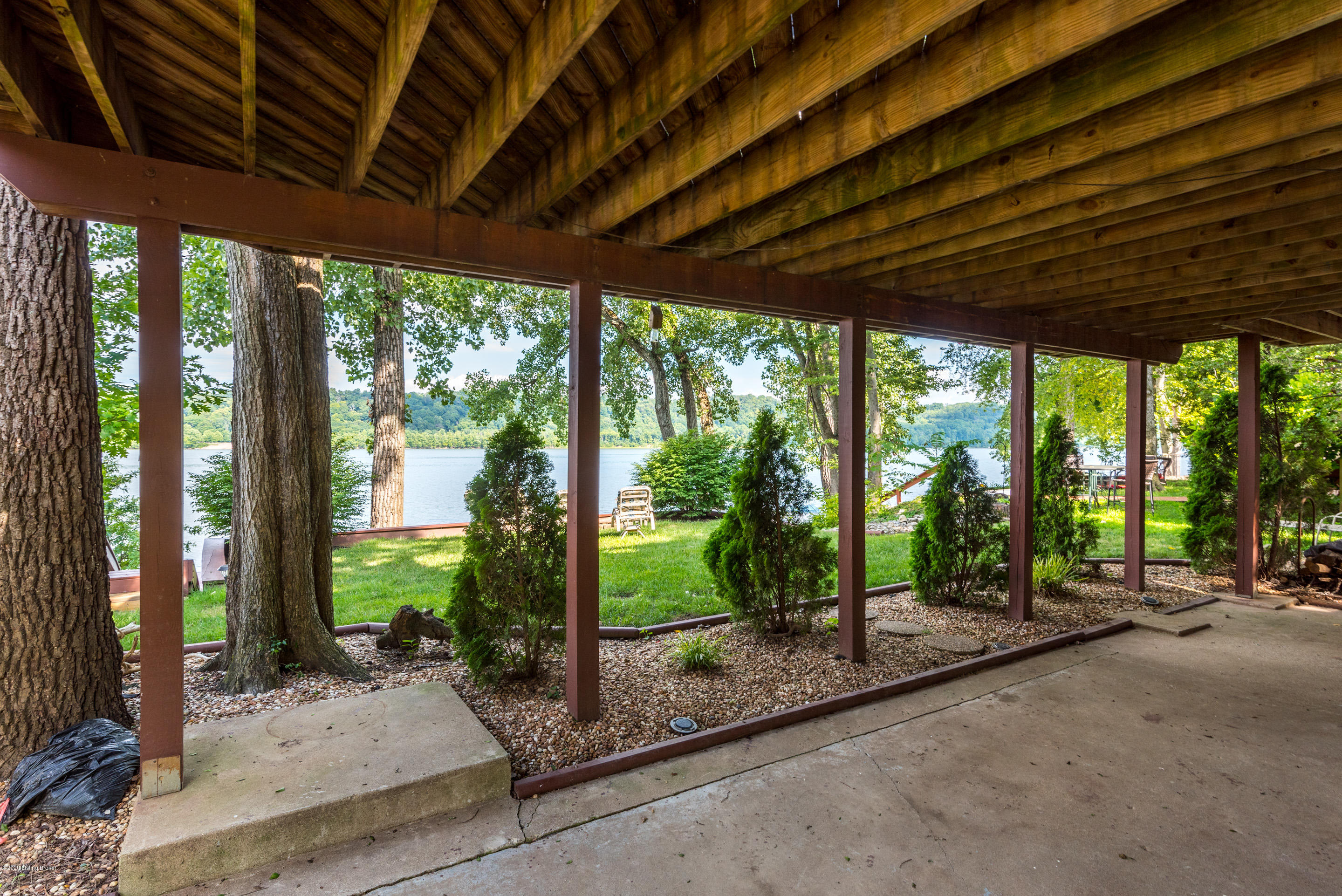 1626 Riverside Drive Prospect, KY 40059 - Photo 14 of 25 A RD River side Patio