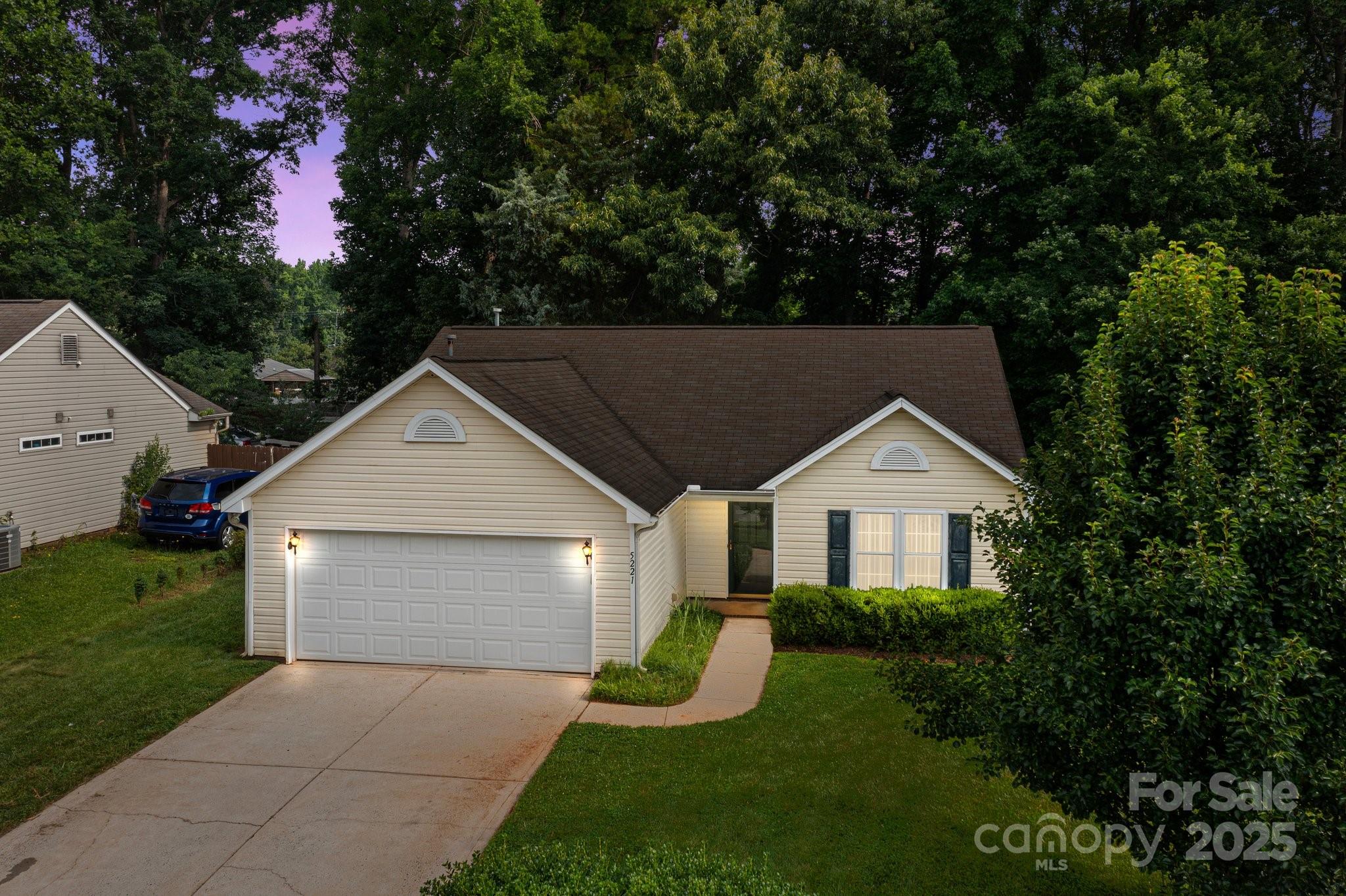 5221 Javitz Road Charlotte, NC 28216 - Photo 1 of 48 Gallery Image 1