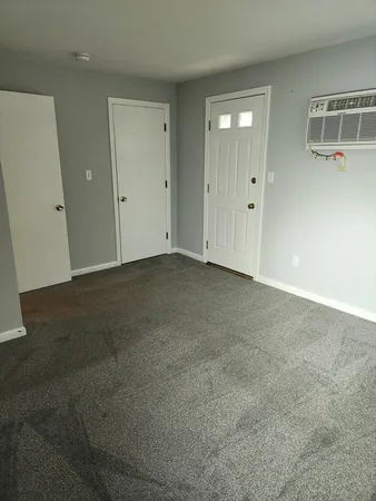 $1,800 | 29 Sherman Street, Unit 1, Foxboro, MA 02035