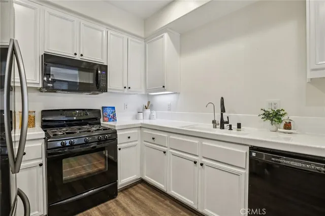 $924,000 | 15 Whitworth Street, Ladera Ranch, CA 92694