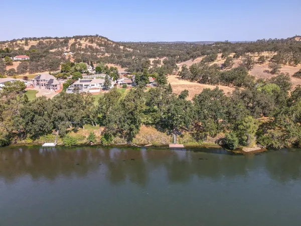 $1,175,000 | 22611 Adobe Road, Red Bluff, CA 96080