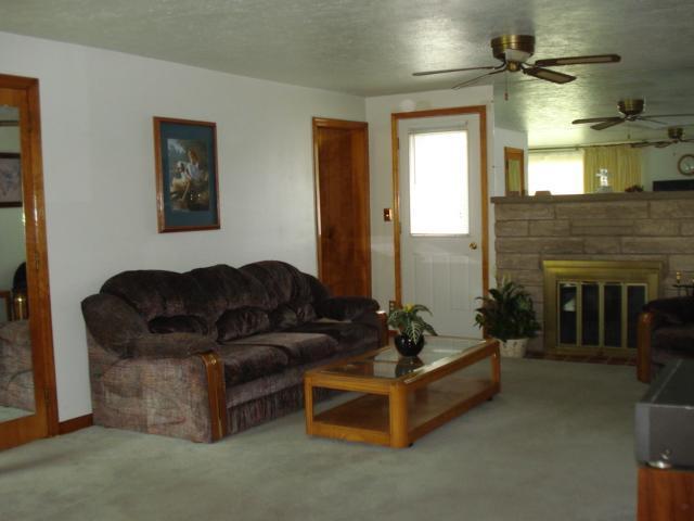 1309 Torrence Drive Springfield, OH 45503 - Photo 5 of 18