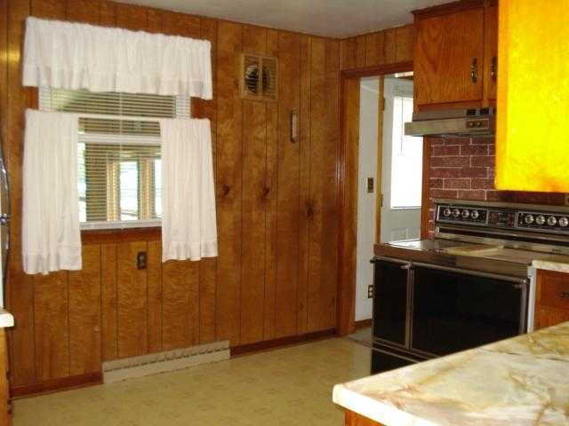 1309 Torrence Drive Springfield, OH 45503 - Photo 8 of 18