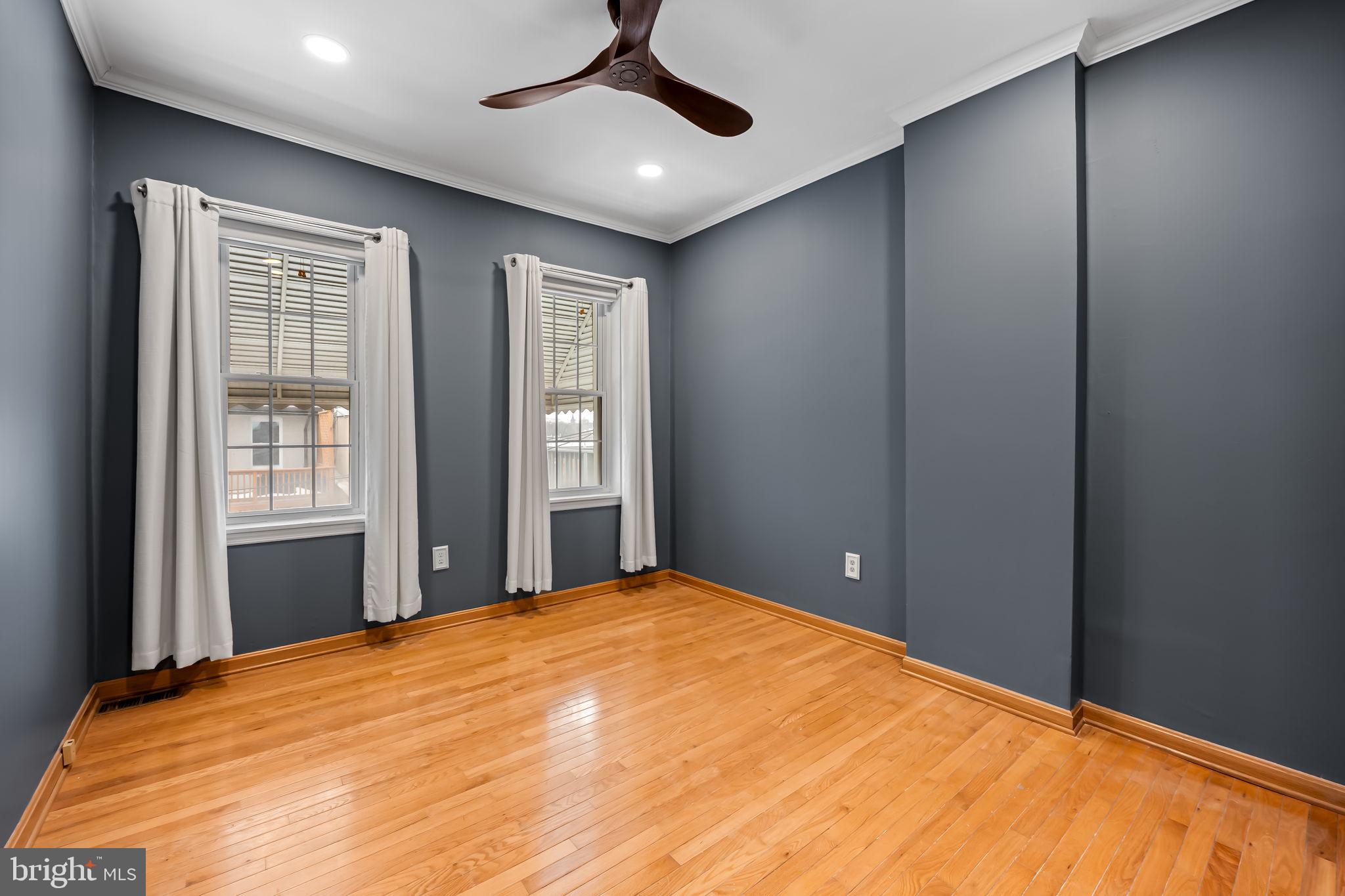 602 South Curley Street Baltimore, MD 21224 - Photo 14 of 27 Bed 1 - Upper Level