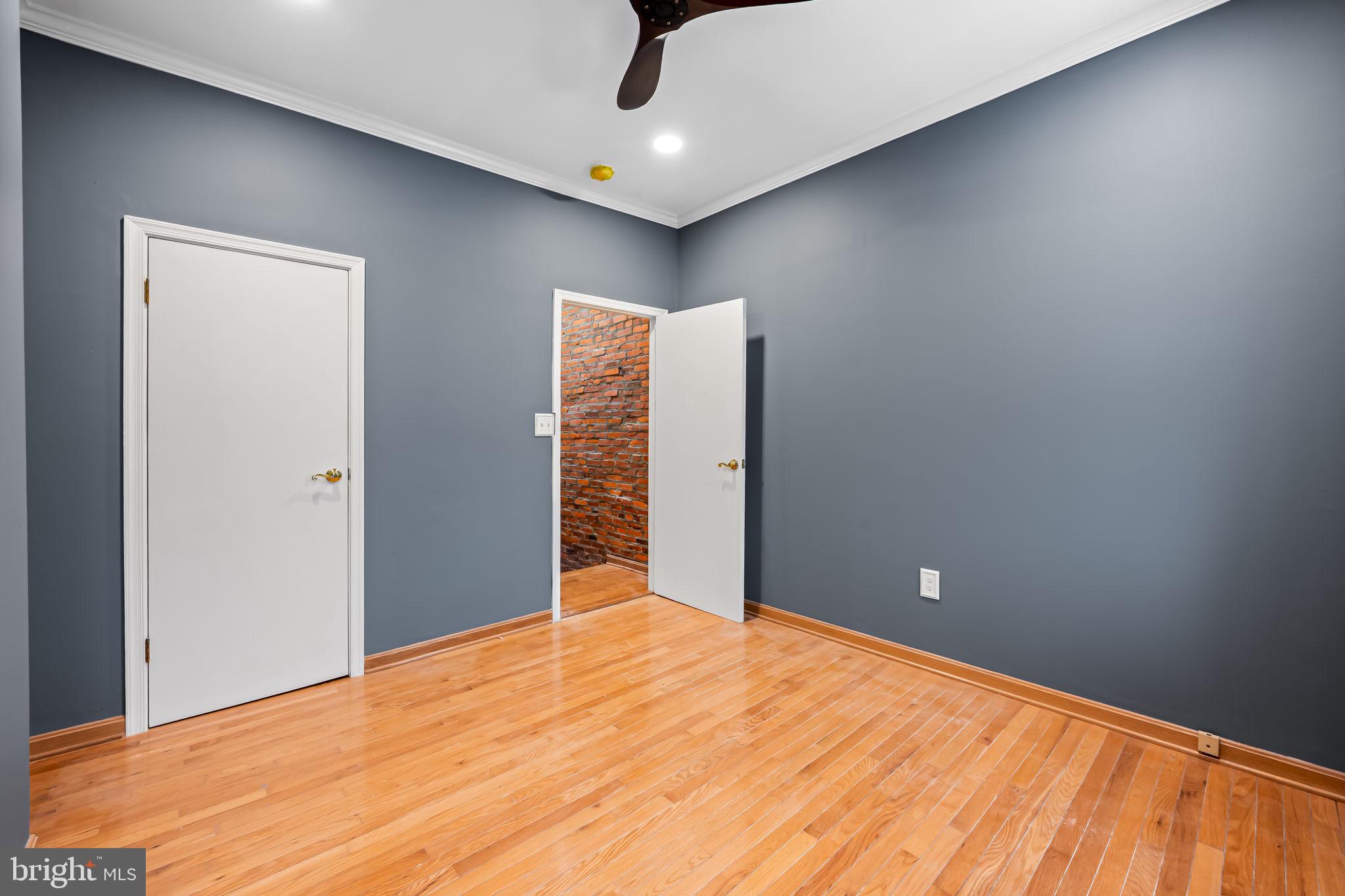 602 South Curley Street Baltimore, MD 21224 - Photo 15 of 27 Bed 1 - Upper Level