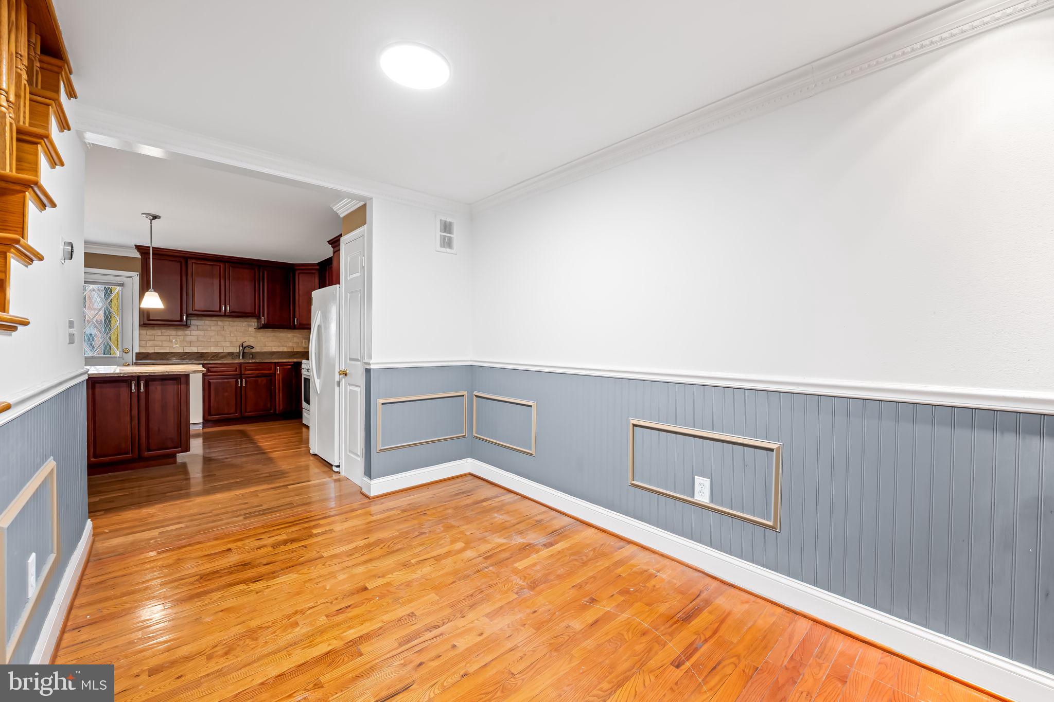 602 South Curley Street Baltimore, MD 21224 - Photo 8 of 27 Dining Area