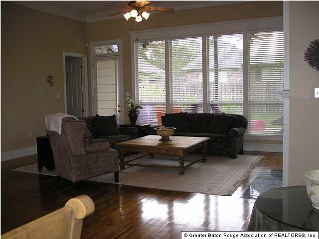 301 Longmeadow Drive Baton Rouge, LA 70810 - Photo 3 of 9 Gallery Image 3