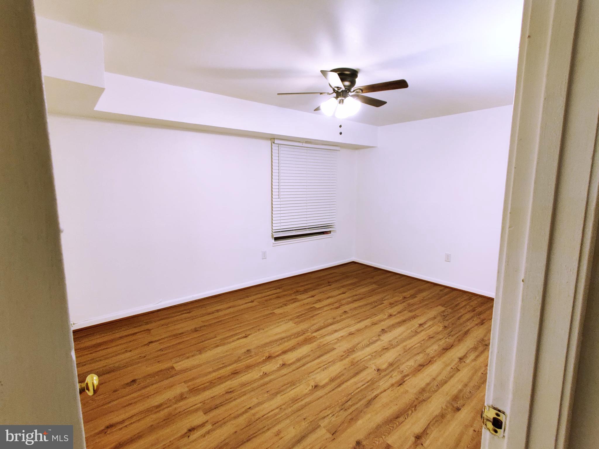 9627 White Acre Road Columbia, MD 21045 - Photo 13 of 18
