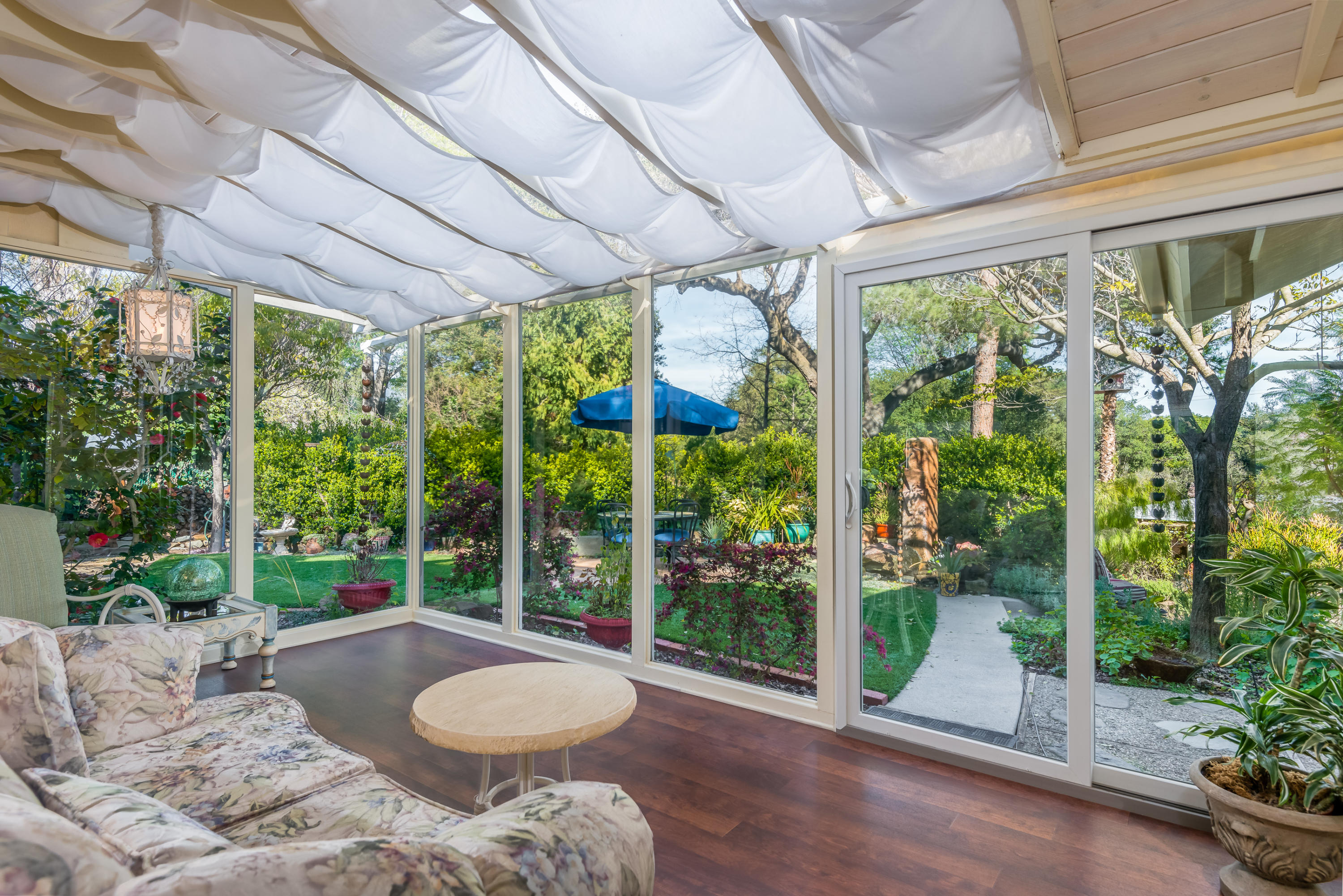 2068 Los Encinos Road Ojai, CA 93023 - Photo 5 of 41 Inviting Sunroom