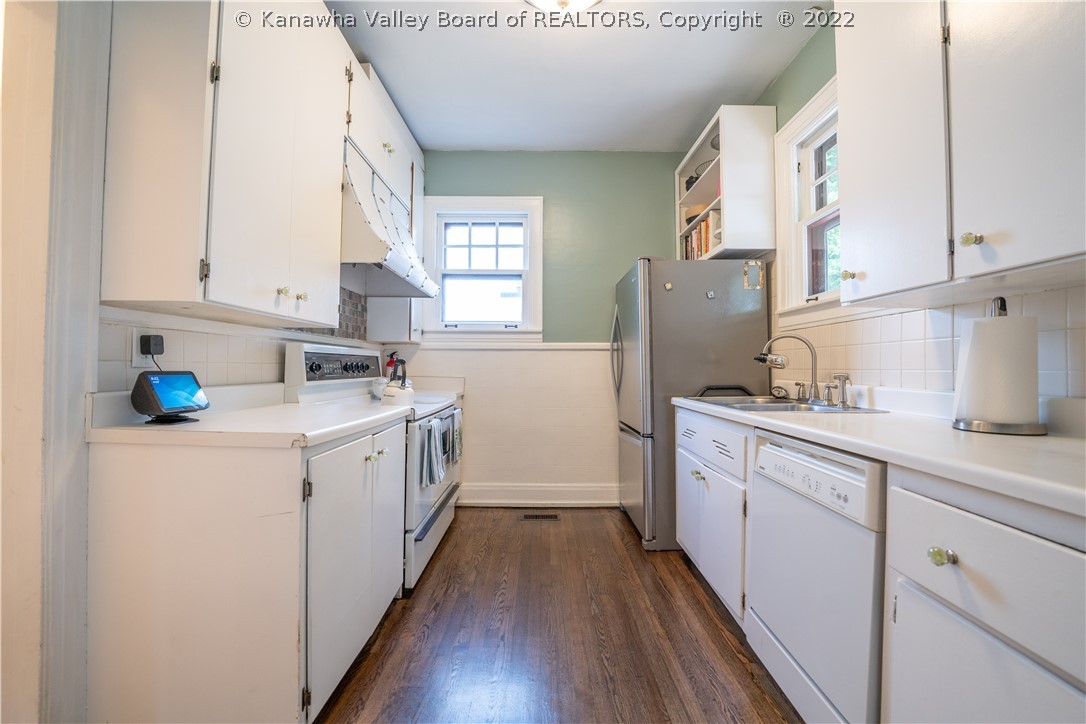1004 Loudon Heights Road Charleston, WV 25314 - Photo 23 of 43 Gallery Image 23
