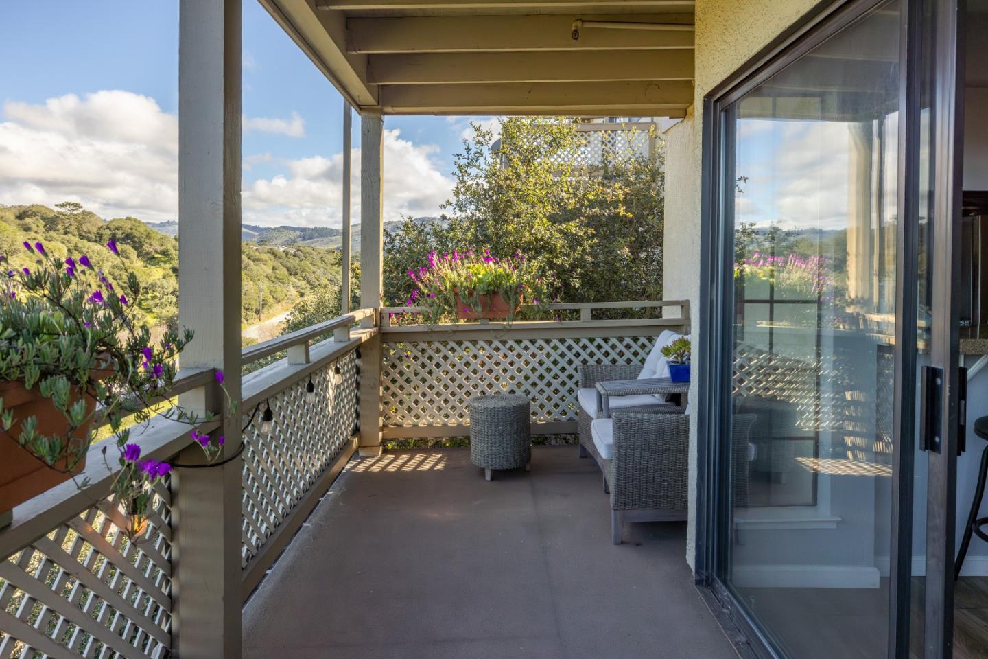 521 Quail Run Court Del Rey Oaks, CA 93940 - Photo 2 of 31 a room with furniture and a potted plant