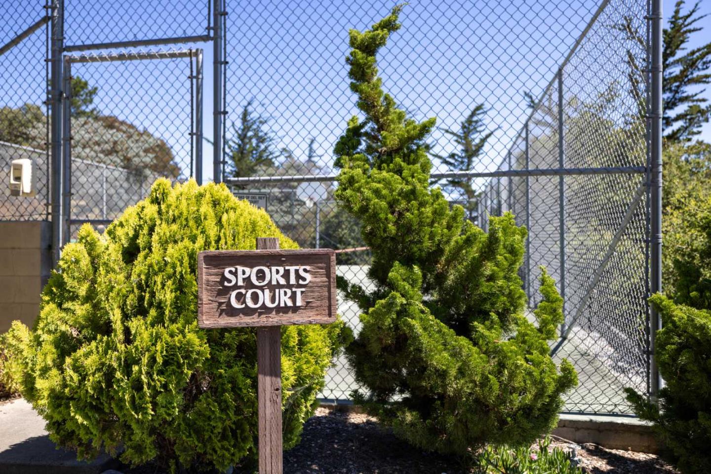 521 Quail Run Court Del Rey Oaks, CA 93940 - Photo 29 of 31 a sign on the side of a building