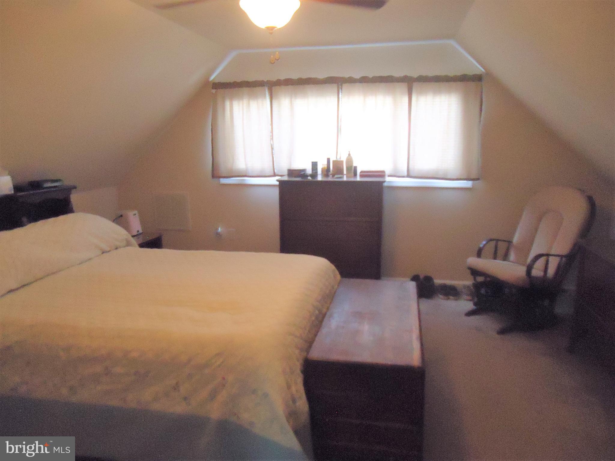 32 Island Road Levittown, PA 19057 - Photo 27 of 32 Upstairs Bedroom 3