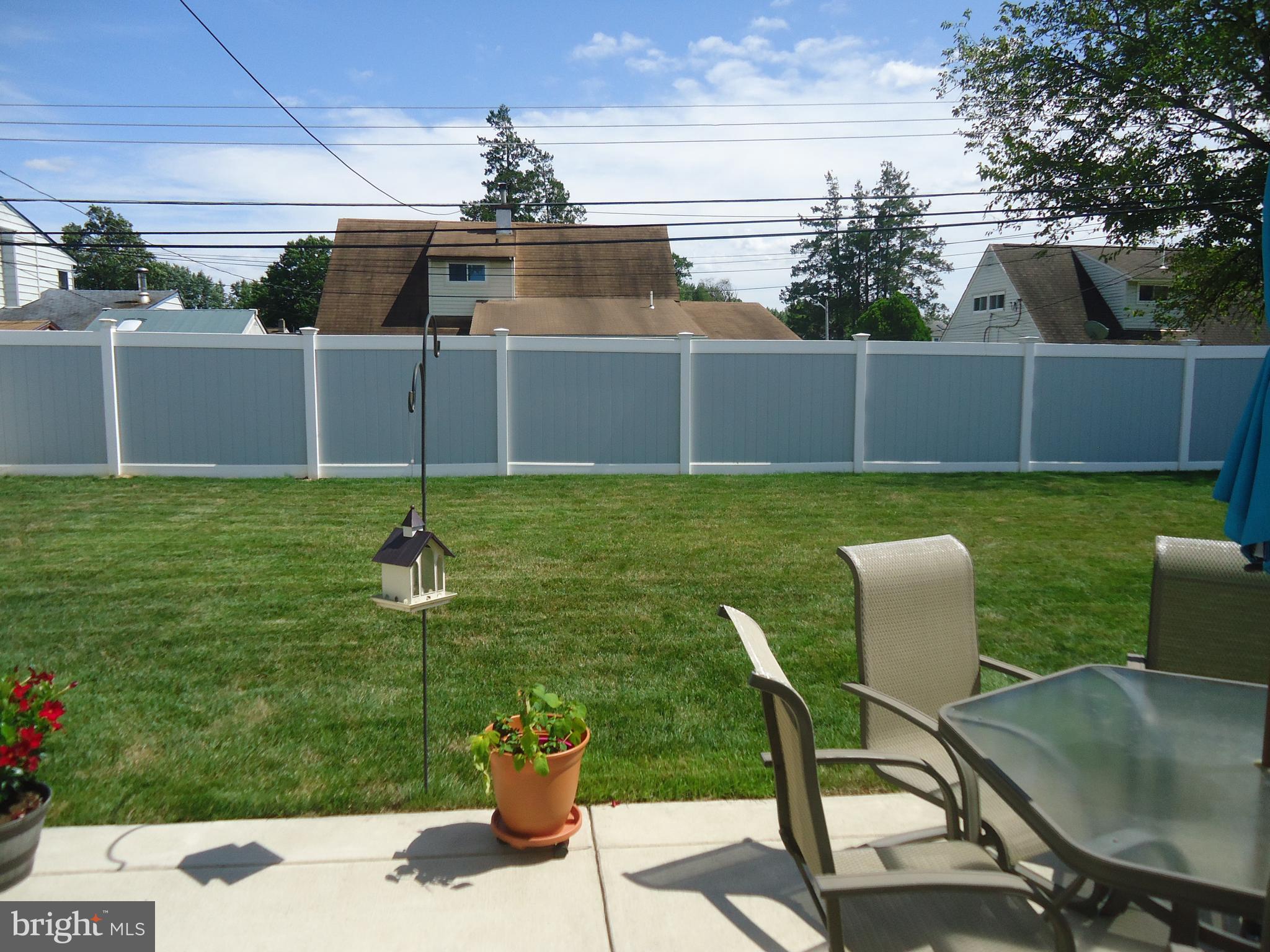 32 Island Road Levittown, PA 19057 - Photo 9 of 32 Back Yard