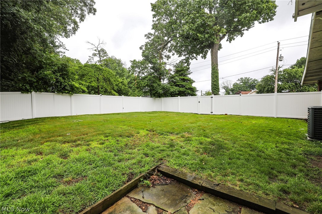 1104 North Howard Street Akron, OH 44310 - Photo 45 of 45
