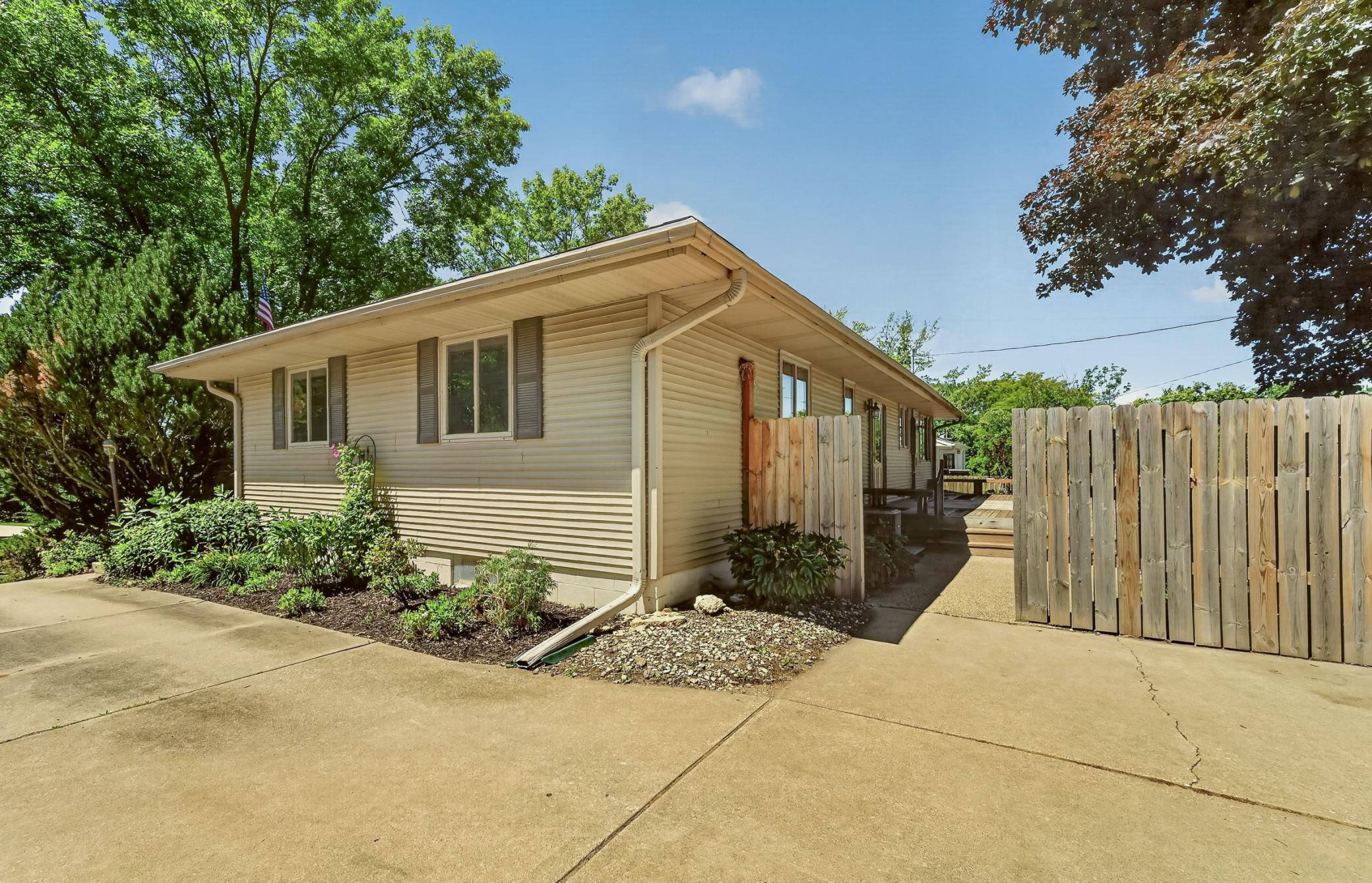 523 21st Street Northeast Rochester, MN 55906 - Photo 32 of 42