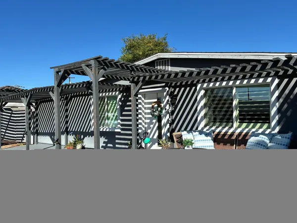 $2,450 | 13815 North 11th Street, Phoenix, AZ 85022