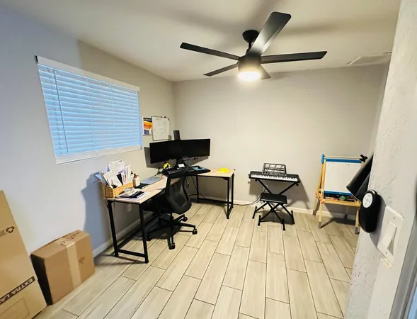 $2,450 | 13815 North 11th Street, Phoenix, AZ 85022