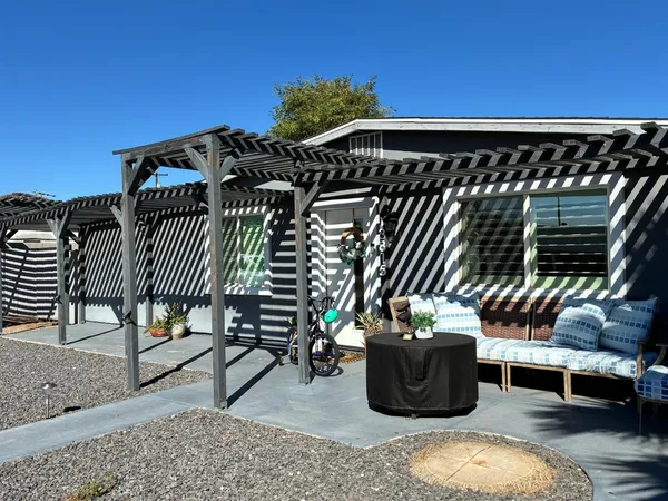 $2,450 | 13815 North 11th Street, Phoenix, AZ 85022