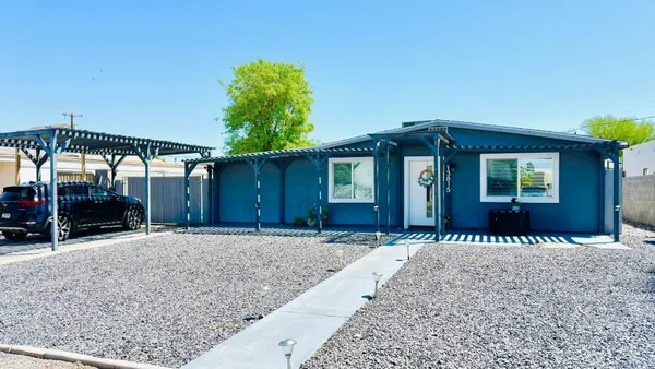 $2,450 | 13815 North 11th Street, Phoenix, AZ 85022