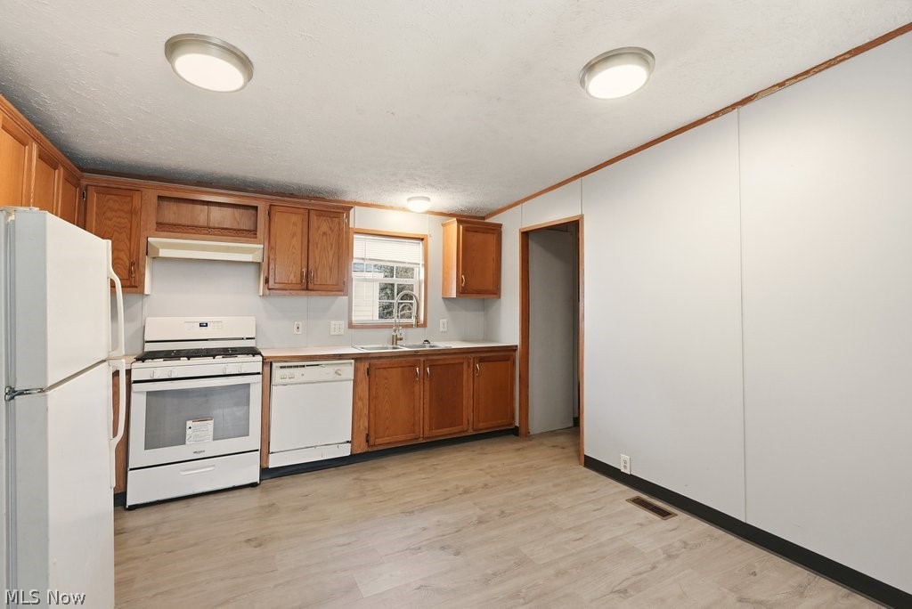6805 Henderson Road Ravenna, OH 44266 - Photo 10 of 30 Gallery Image 10