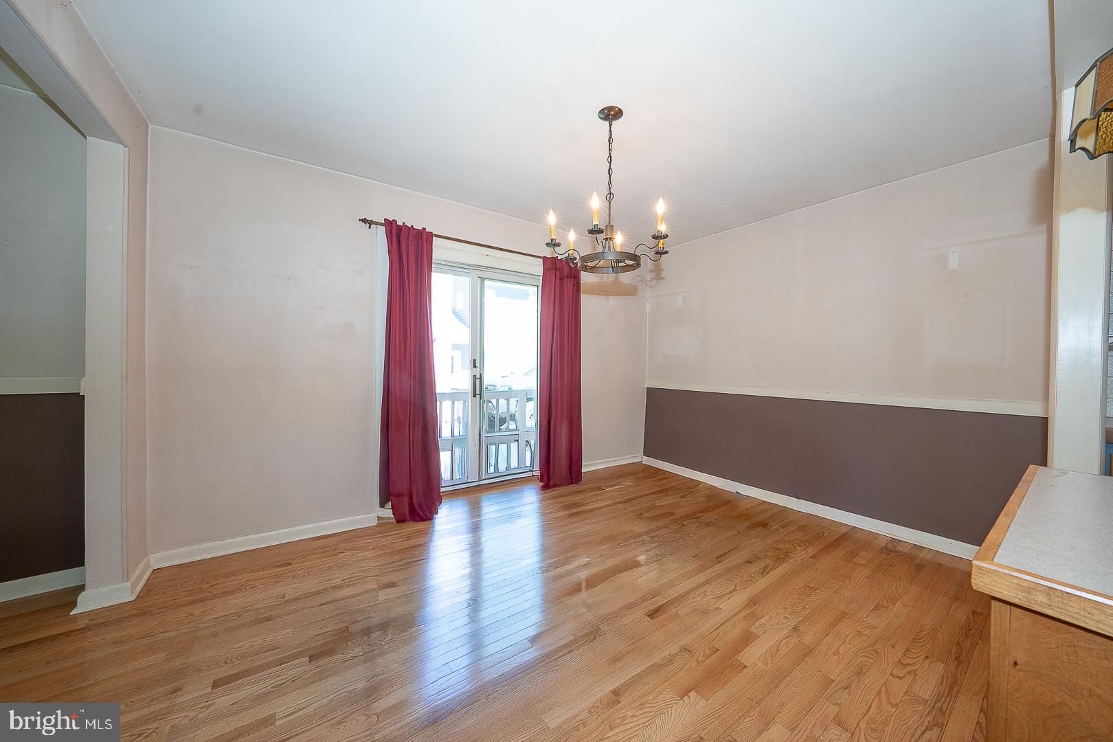 437 Rittenhouse Circle Havertown, PA 19083 - Photo 10 of 55 Bright and airy dining space awaits.