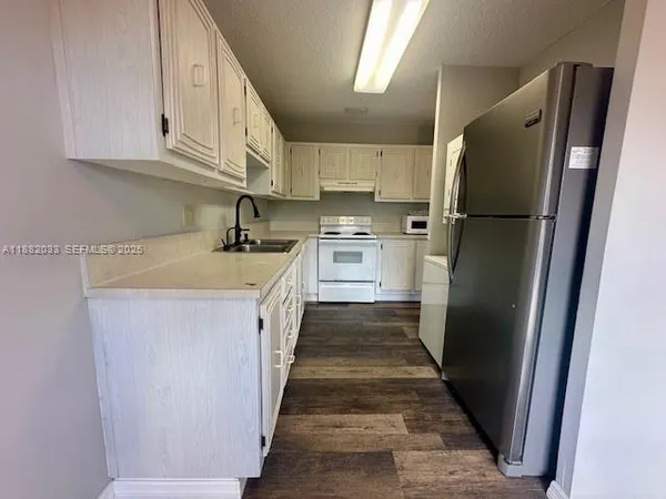 $2,250 | 8793 Warwick Drive, Unit 8793, Boca Raton, FL 33433