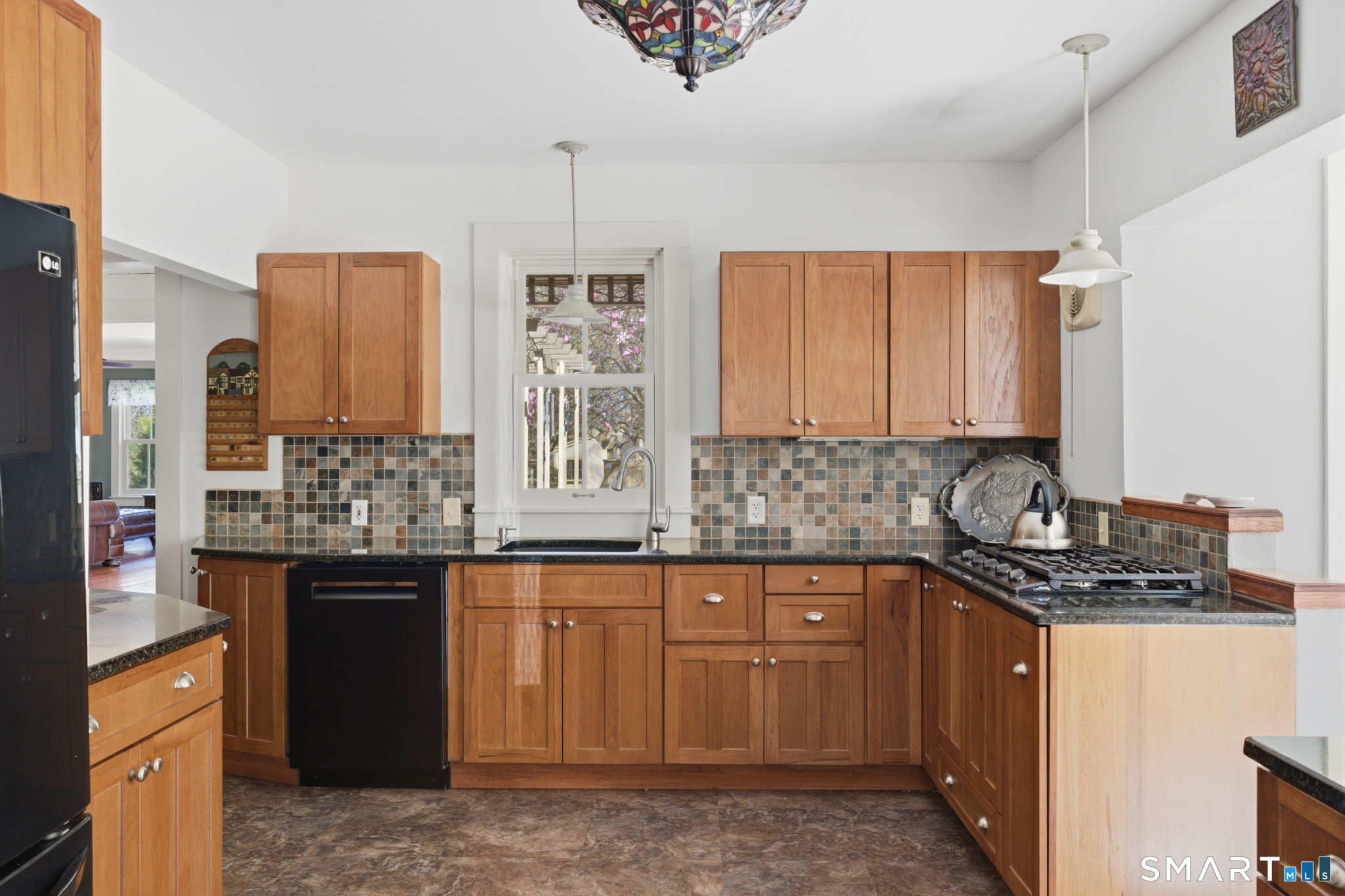 104 Putnam Road Pomfret, CT 06259 - Photo 10 of 40