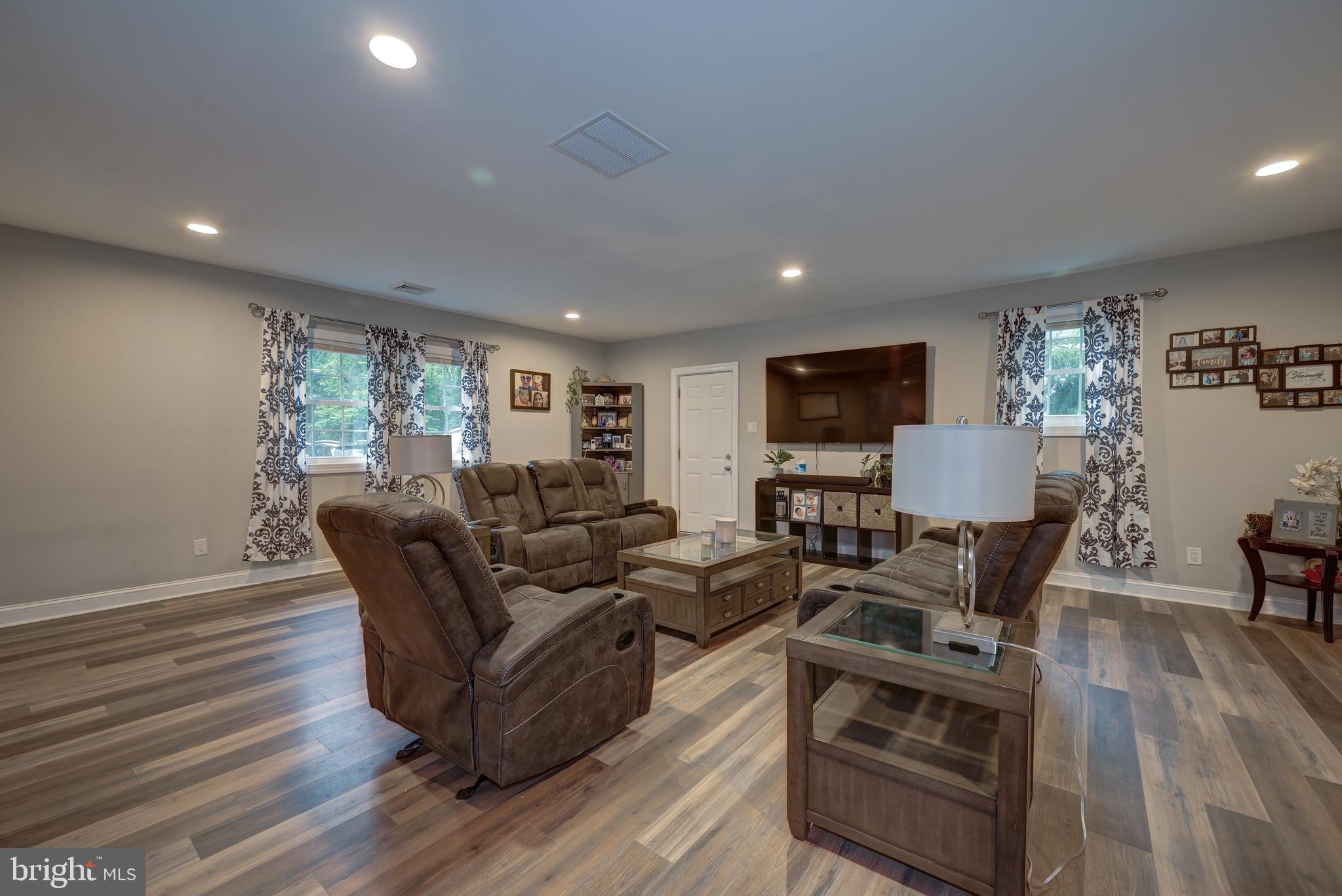 734 Eayrestown Road Lumberton, NJ 08048 - Photo 11 of 44