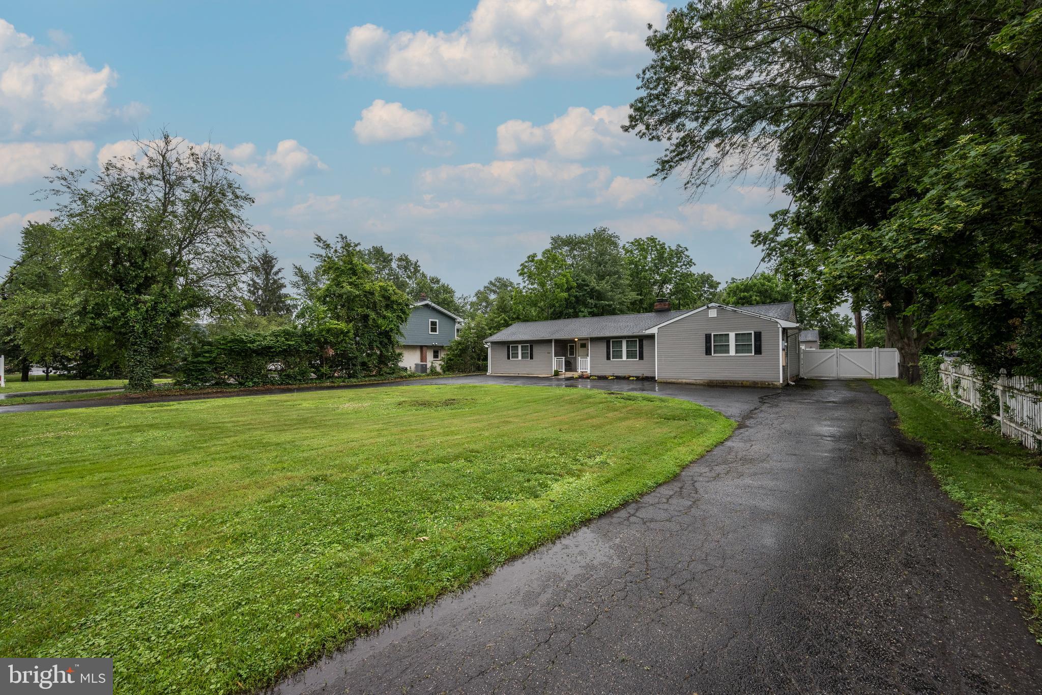 734 Eayrestown Road Lumberton, NJ 08048 - Photo 3 of 44