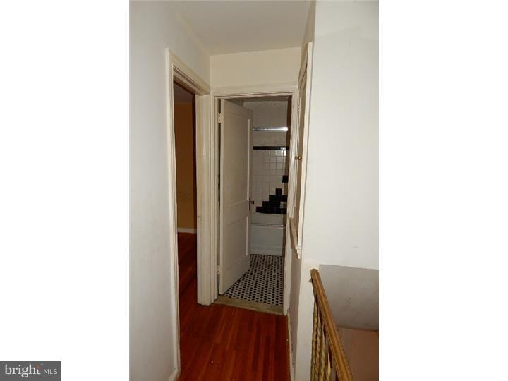 240 Hampden Road Upper Darby, PA 19082 - Photo 12 of 25