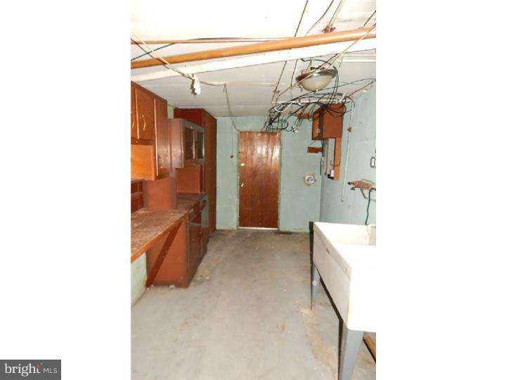 240 Hampden Road Upper Darby, PA 19082 - Photo 19 of 25