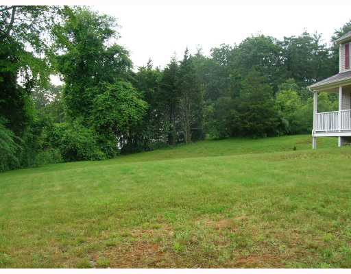 114 Dye Hill Road Hopkinton, RI 02832 - Photo 2 of 10 View.