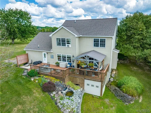 $448,000 | 7406 Northwoods Road, Arcade, NY 14009