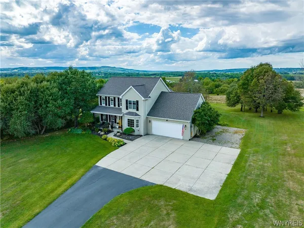 $448,000 | 7406 Northwoods Road, Arcade, NY 14009