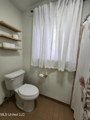 $1,450 | 117 Roberts Circle, Ocean Springs, MS 39564