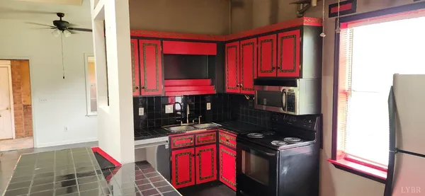 $199,900 | 13384 Hardy Road, Hardy, VA 24101