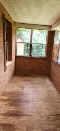 $199,900 | 13384 Hardy Road, Hardy, VA 24101