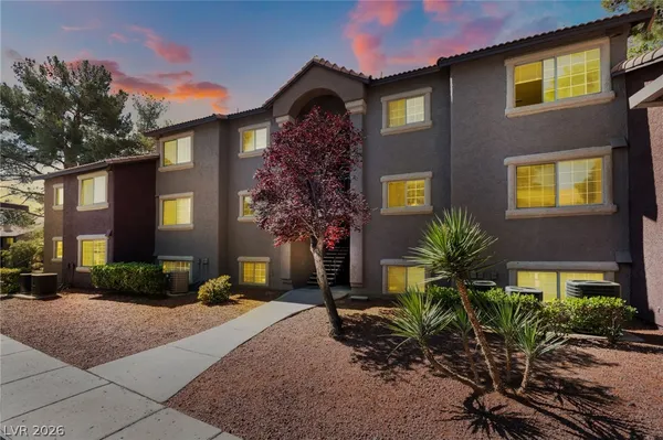 $199,500 | 2750 South Durango Drive, Unit 2020, Las Vegas, NV 89117