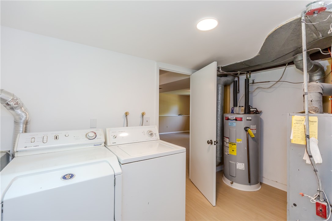 26 Seneca Road Portsmouth, RI 02871 - Photo 34 of 44 Laundry / utility