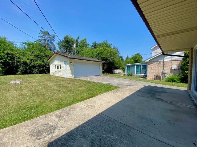 $211,000 | 634 Lexington Drive, Chicago Heights, IL 60411