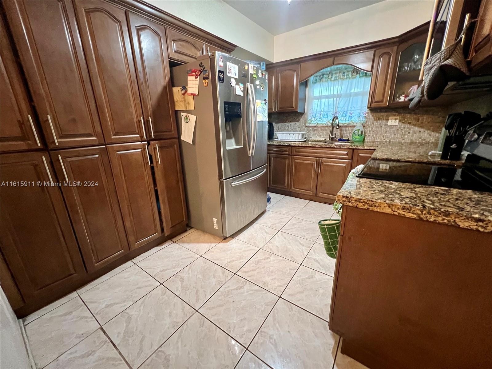 1295 Northwest 147th St Dr  