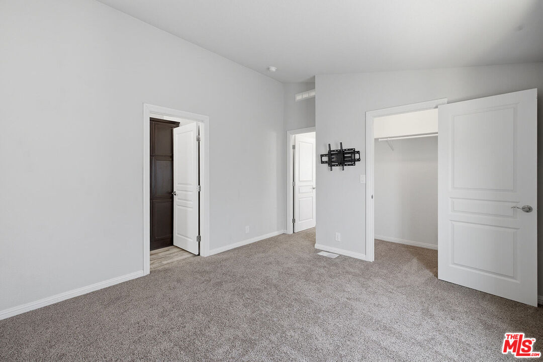 3700 Buchanan Street, Unit 25 Riverside, CA 92503 - Photo 16 of 25