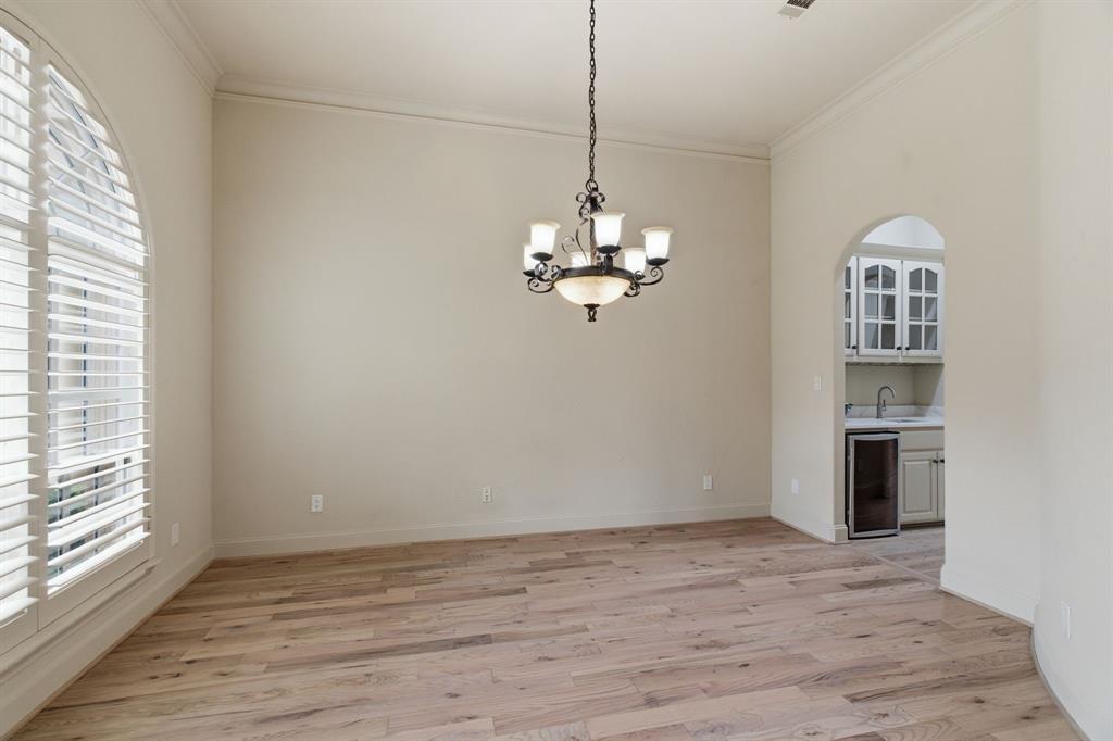 30 Piazza Lane Colleyville, TX 76034 - Photo 8 of 39 Bright and airy room for 12